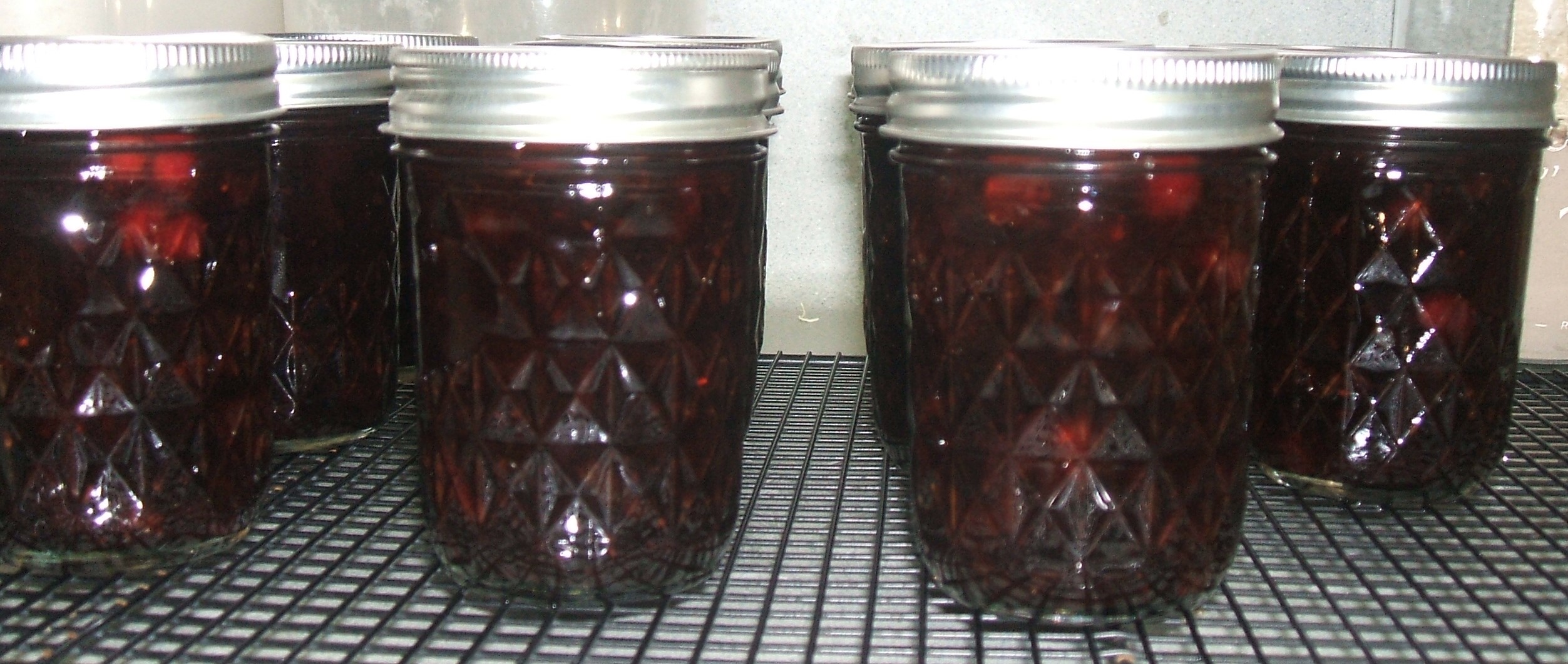 Half pint jars of Cran Cherry Sauce