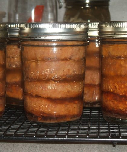 Half pint jars of sausage patties