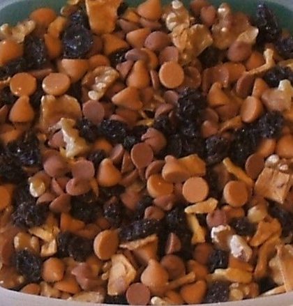 Autumn Trail Mix dried apples, raisins, walnuts, and cinnamon and butterscotch baking chips